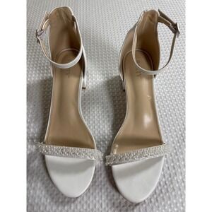 Party Block Heel Sandals Women Size 9 White Pearl Embellished EUC